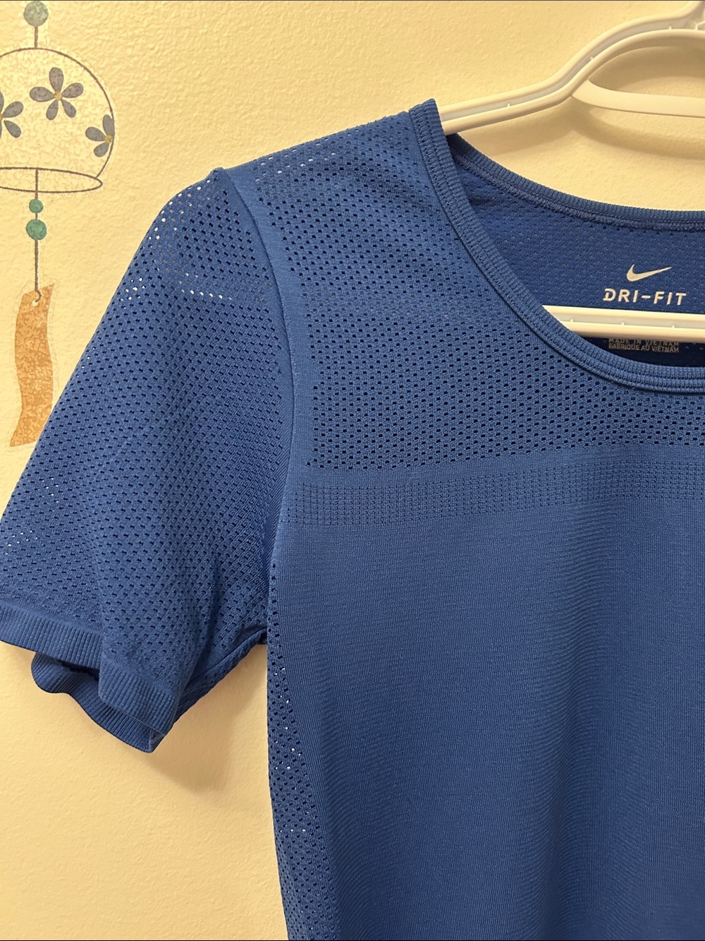 Nike Dri-FIT Blue Short Sleeve Performance Top - Picture 4 of 8